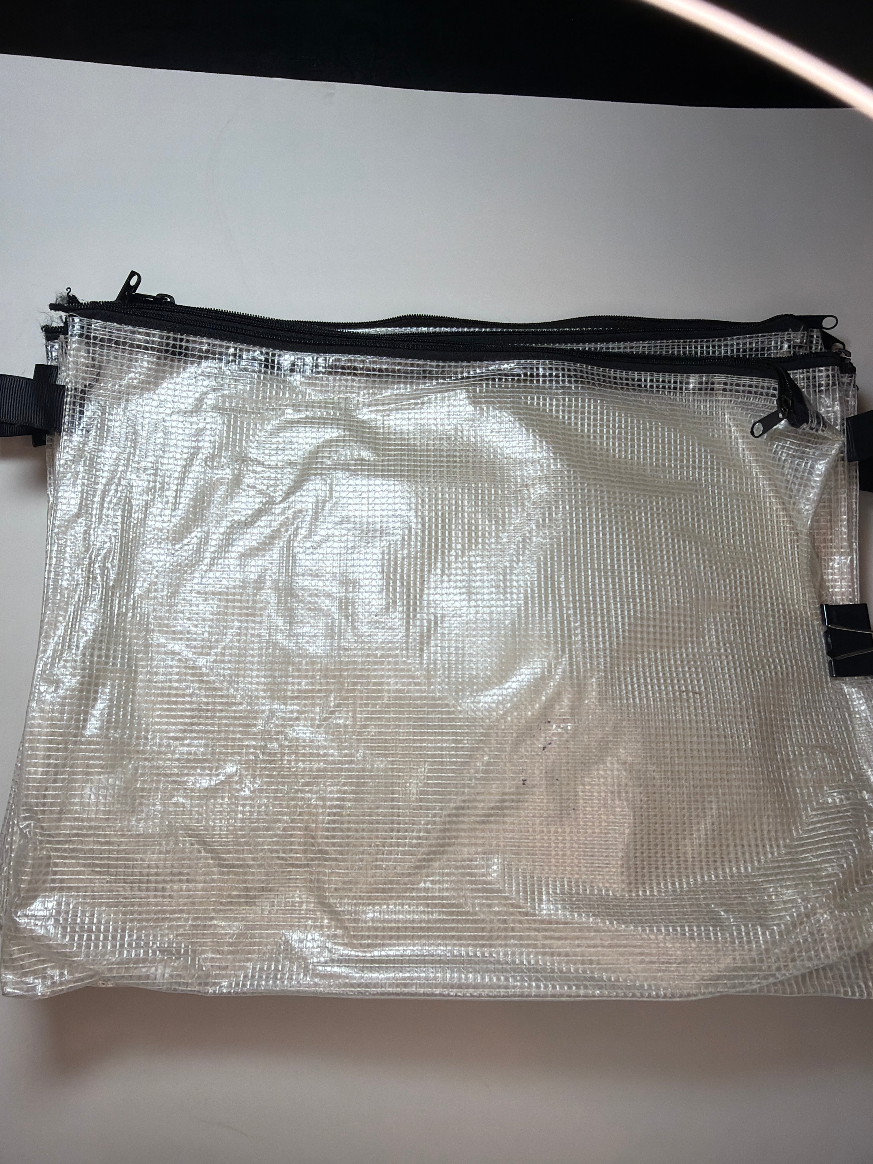 Project Bag: medium 2.0 plastic with black zipper