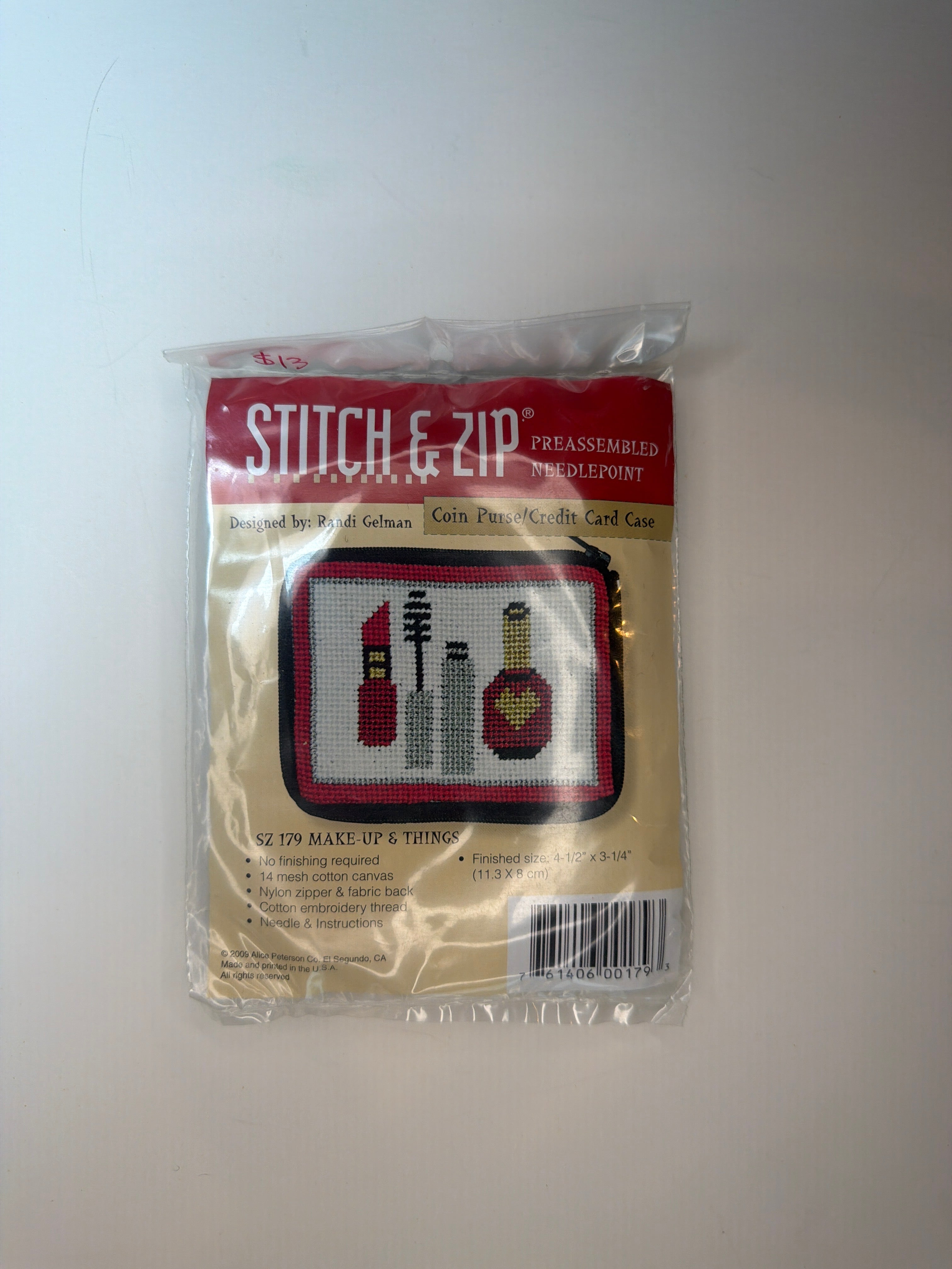 Stitch and Zip: Coin Purse (Makeup and Things)