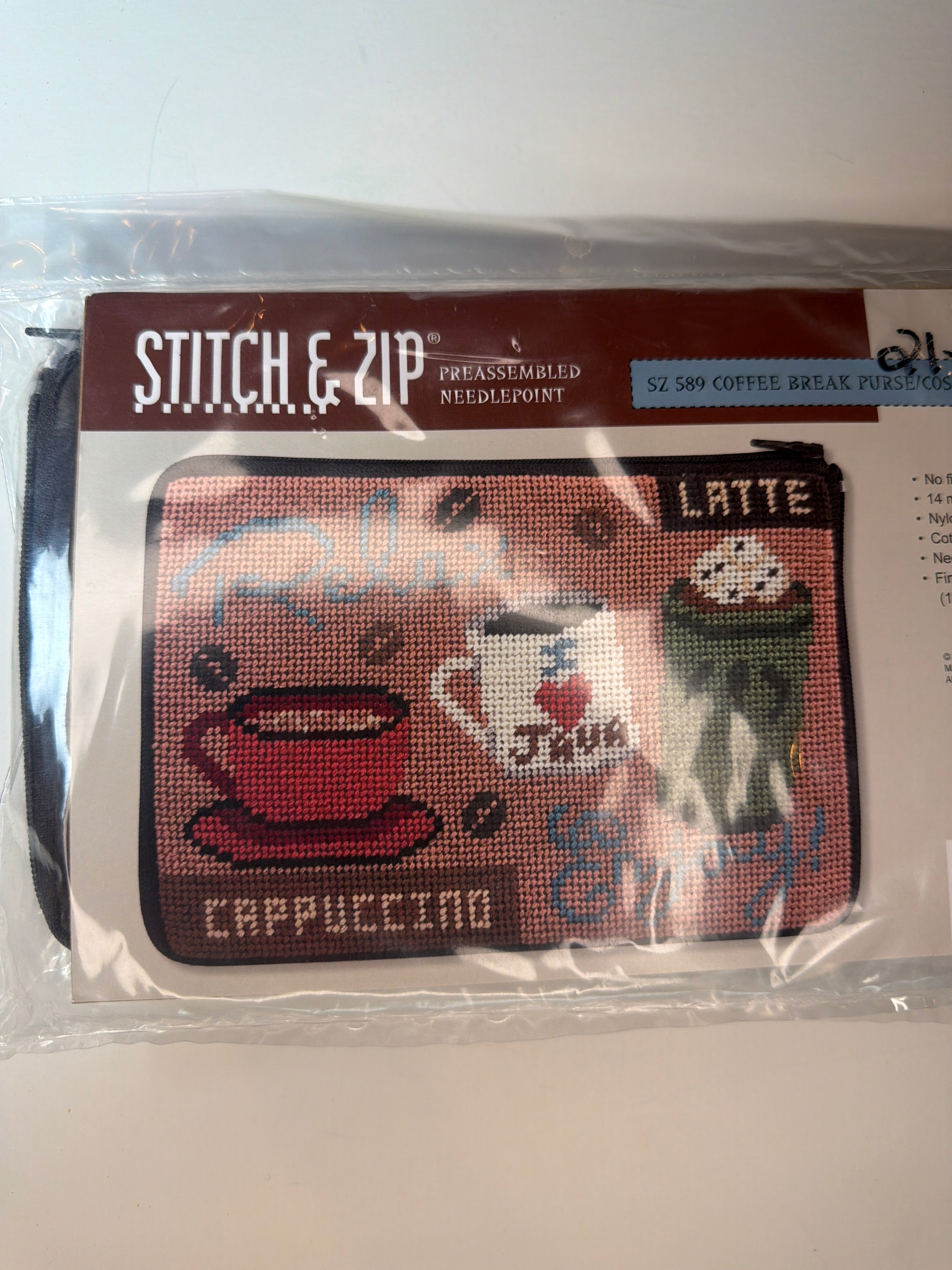 Stitch and Zip: Cosmetic Case (Coffee Break)