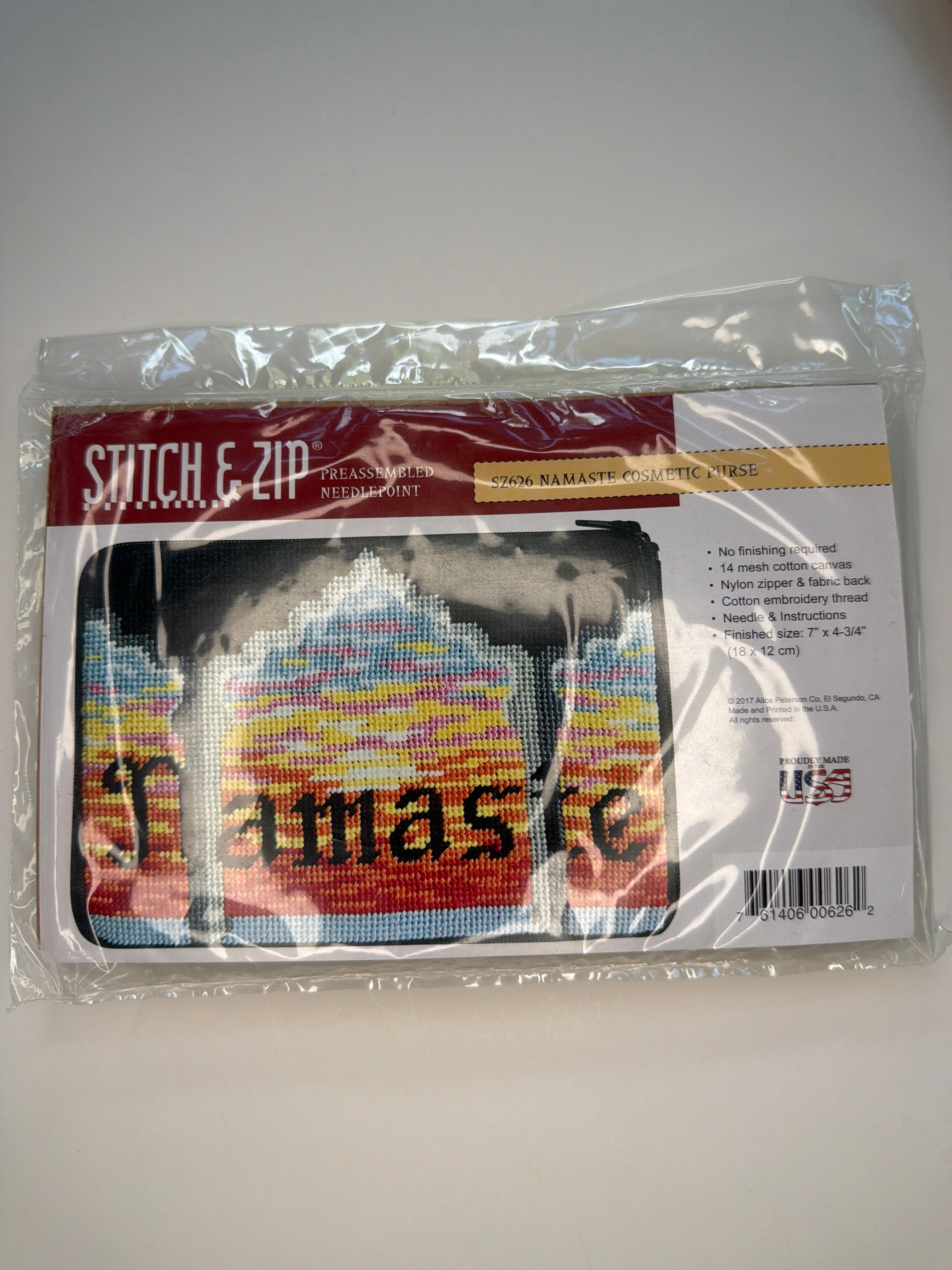 Stitch and Zip: Cosmetic Case (Namaste)